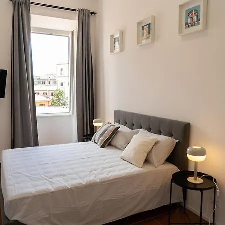 Domus Merulana 209 Colosseum *